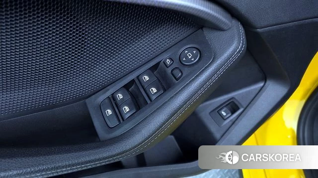 BMW 1 Series (F40) id 4201983 из Кореи 22