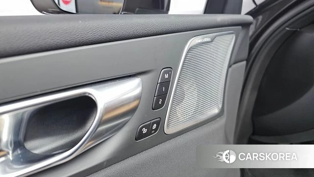 Volvo XC60 second Generation id 4523637 из Кореи 22