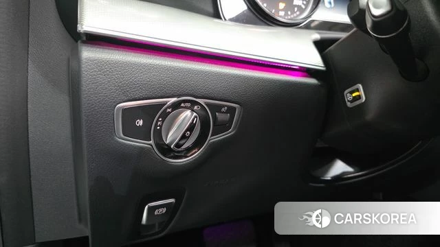 Mercedes-Benz E-Class W213 id 4411379 из Кореи 22