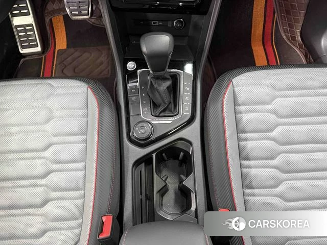 Volkswagen Tiguan L id 4274295 из Китая 22