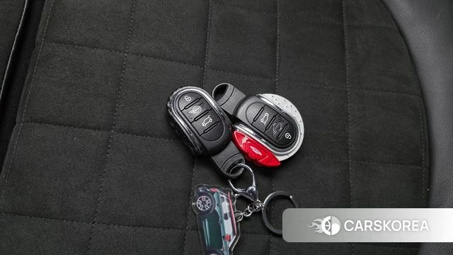 Mini Cooper S id 4594327 из Кореи 22