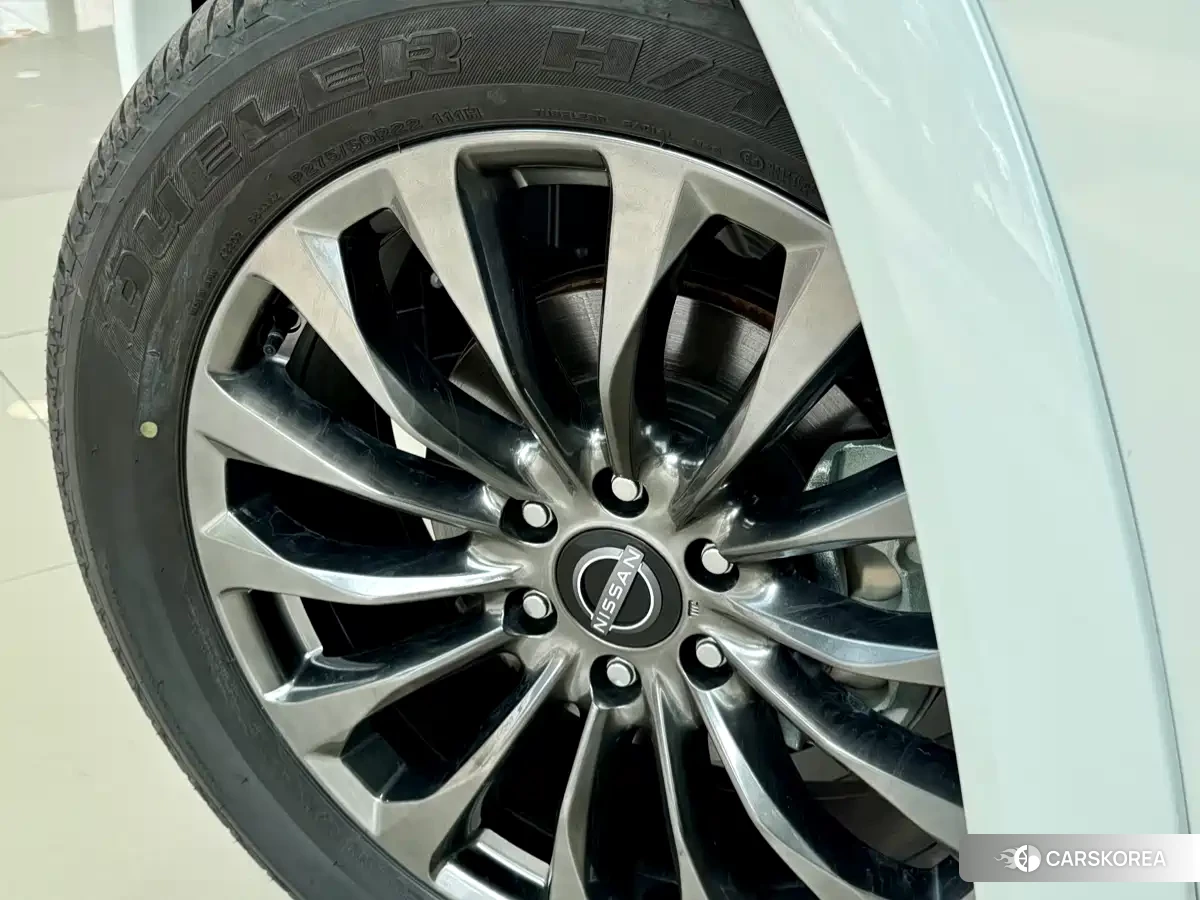 Nissan Toure id 4547289 из Китая 22