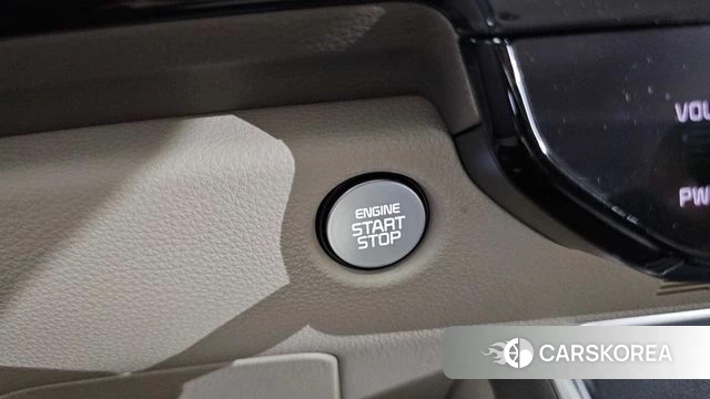 Kia The New Carnival 4th Generation id 4321910 из Кореи 22