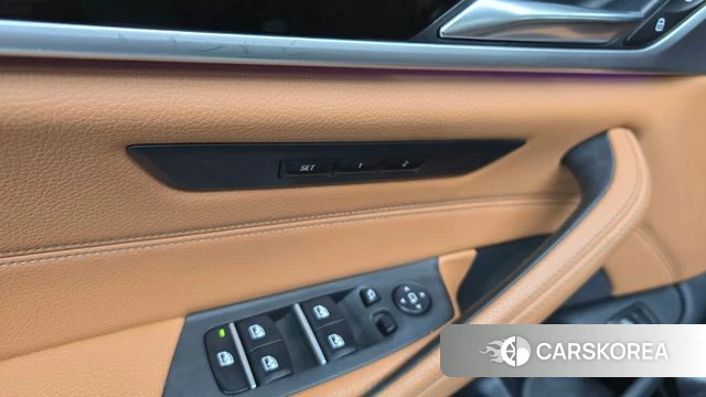 BMW 5 Series (G30) id 4203523 из Кореи 22