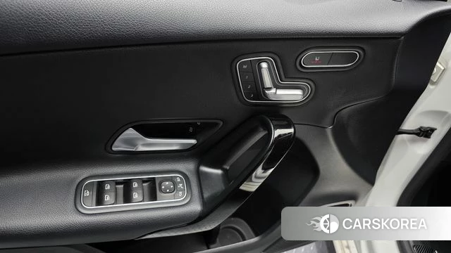 Mercedes-Benz A-Class W177 id 4586900 из Кореи 22