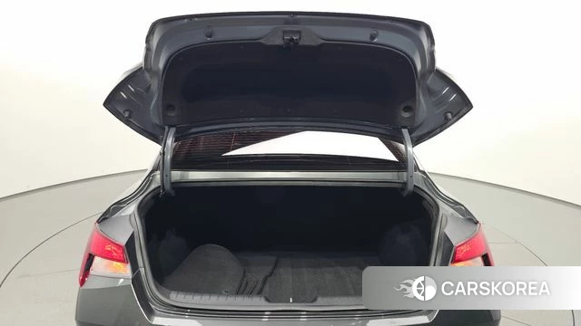 Hyundai Avante Hybrid (CN7) id 4906702 из Кореи 22