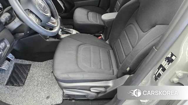 Jeep Renegade id 4675779 из Кореи 22