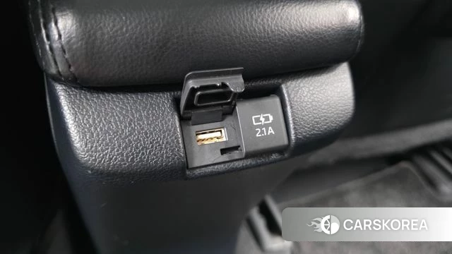 Toyota Prius 4th Generation id 4303695 из Кореи 22