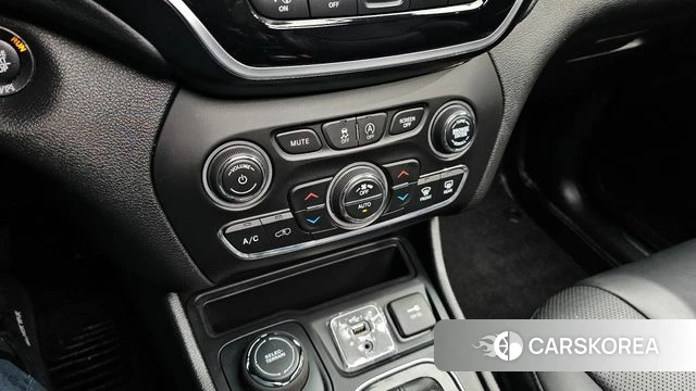 Jeep Cherokee (KL) id 4350681 из Кореи 22