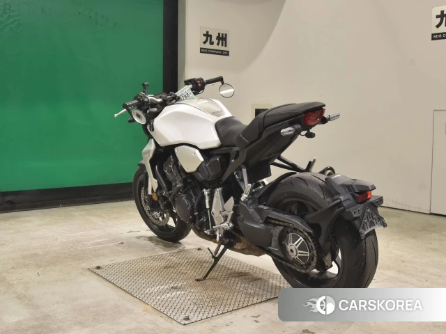 Проданный Honda CB1000R id 4184757 из Японии, фото 22