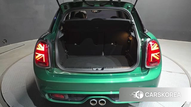 Mini Cooper S id 4689047 из Кореи 22