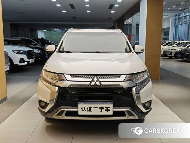 Mitsubishi  Outlander id 4221388 из Китая 22