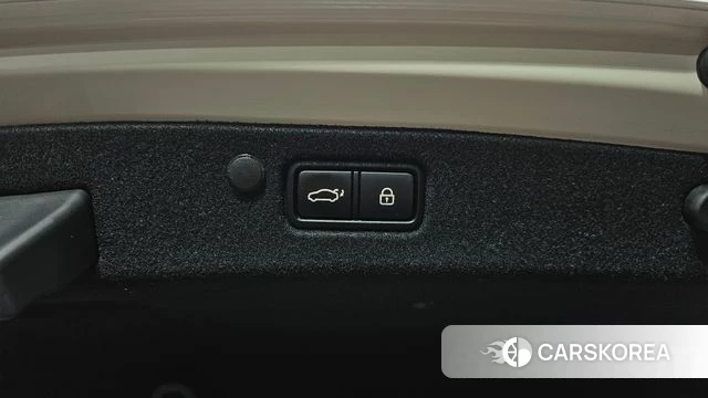 Hyundai The New Grandeur IG id 4402298 из Кореи 22
