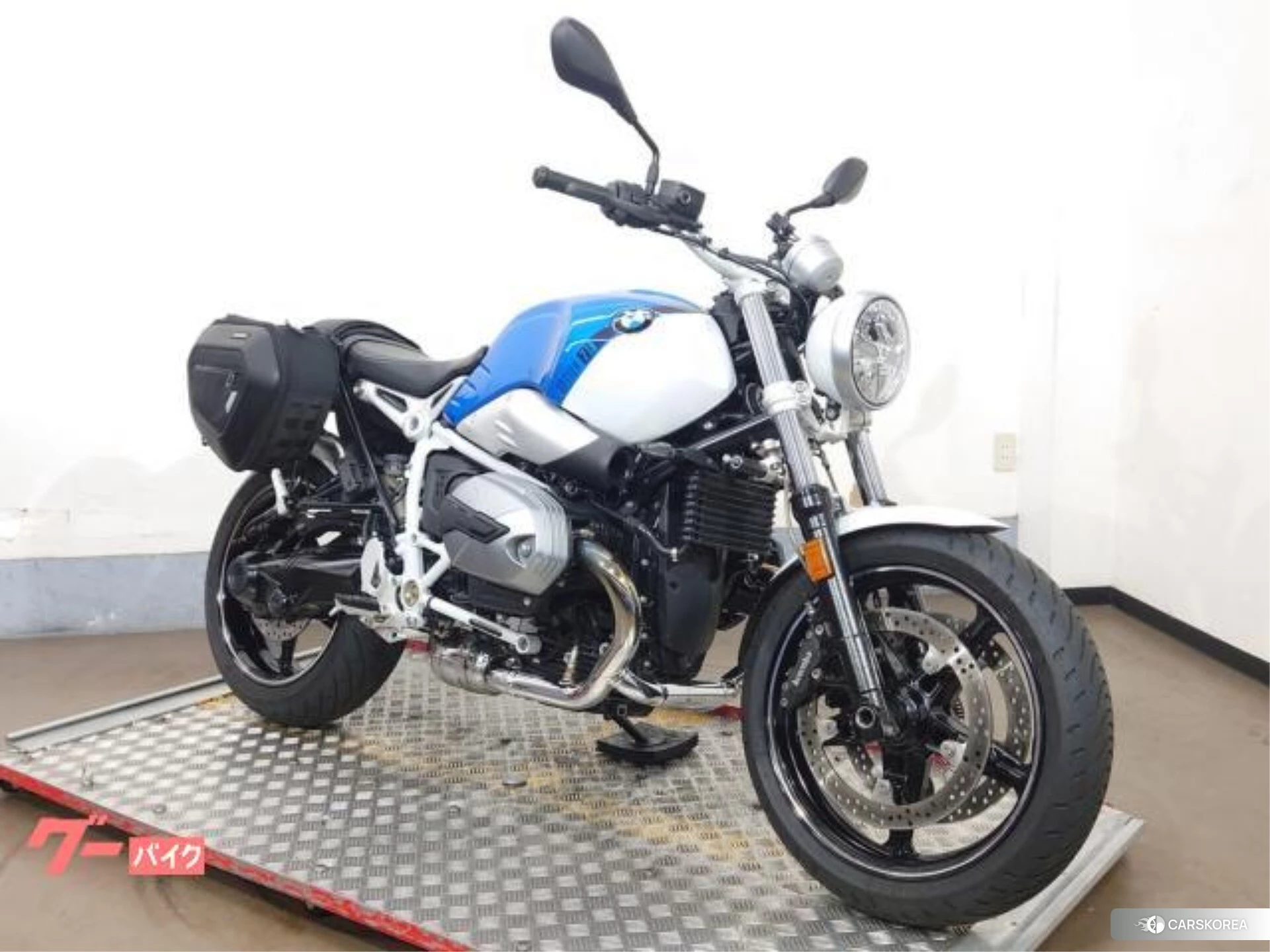 BMW R NINE T PURE id 4191733 из Японии 22