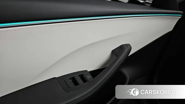 Tesla Model 3 id 4539702 из Кореи 22