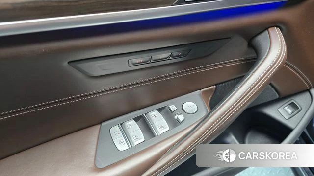 BMW 5 Series (G30) id 4620197 из Кореи 22