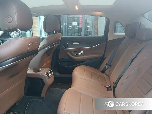 Mercedes-Benz E-class id 3857635 из Китая 22