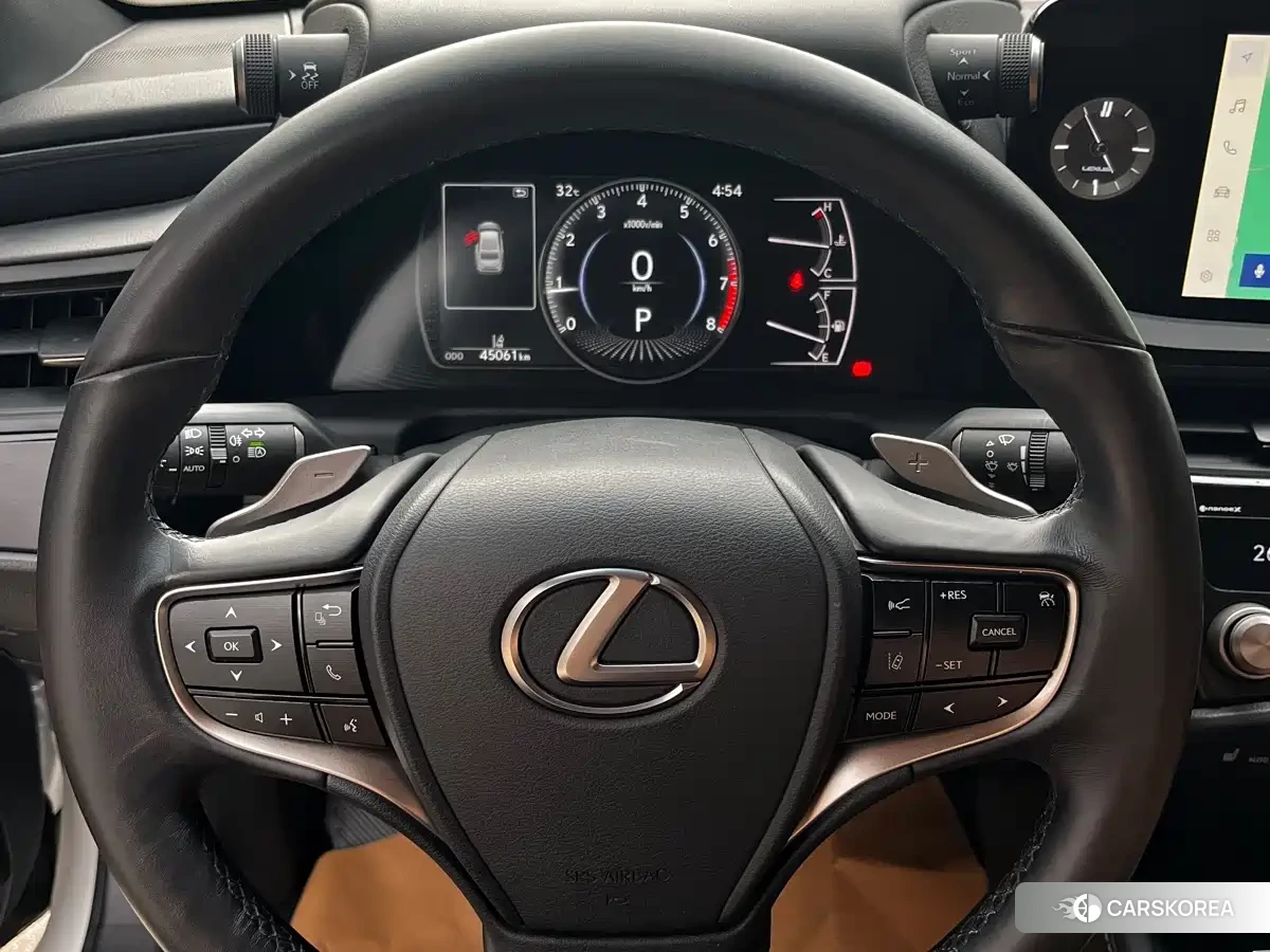 Lexus ES id 4601892 из Китая 22