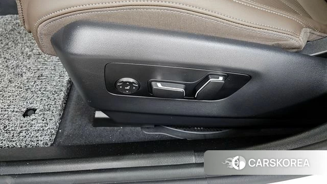 BMW 5 Series (G60) id 4394692 из Кореи 22