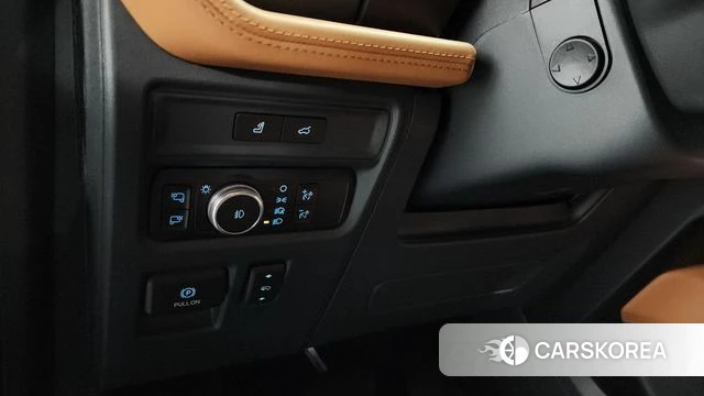 Ford Expeditation id 4349814 из Кореи 22