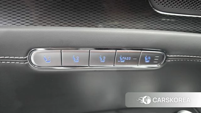 Genesis G90 (RS4) id 4701602 из Кореи 22