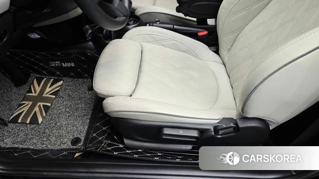 Mini Cooper S id 4592078 из Кореи 22