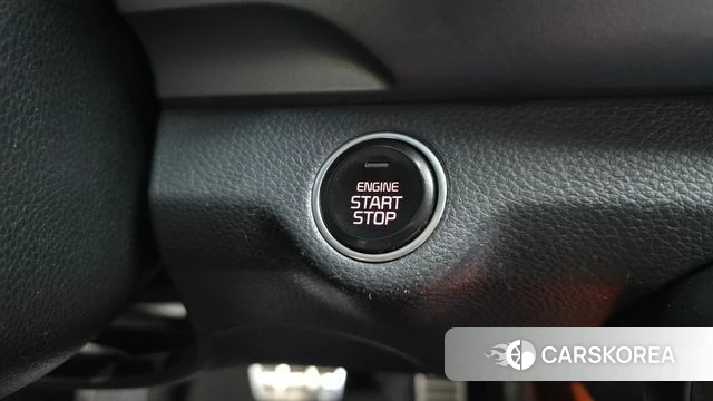 Kia Stonic id 4667806 из Кореи 22