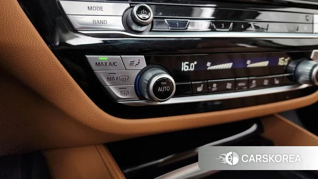 BMW 5 Series (G30) id 4323813 из Кореи 22