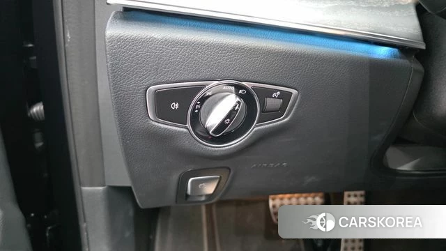 Mercedes-Benz E-Class W213 id 4631398 из Кореи 22