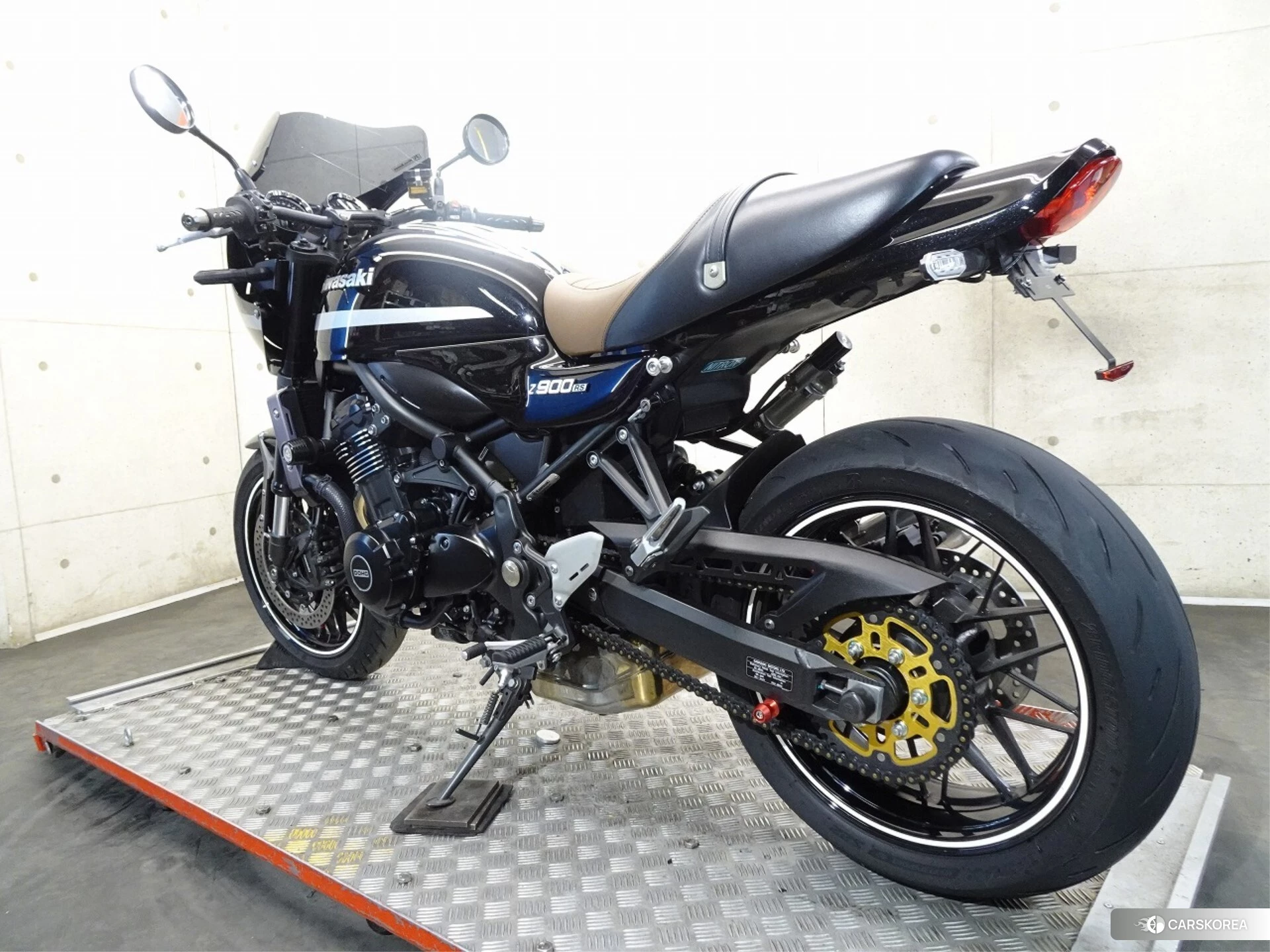 Kawasaki Z900RS CAFE id 4374375 из Японии 22