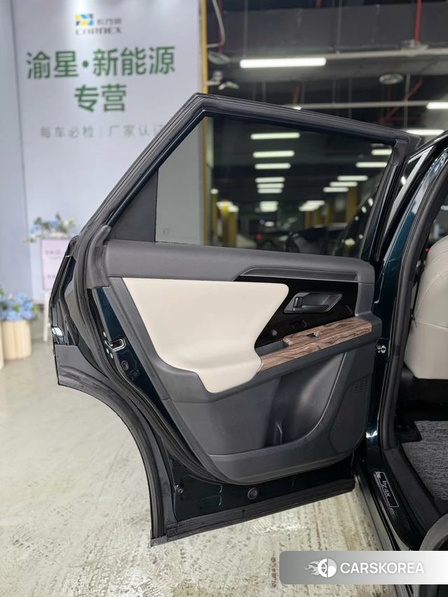Toyota FAW bZ4X id 4260905 из Китая 22