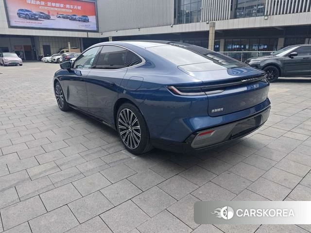 Geely Galaxy Galaxy Sparkle 8 PHEV id 4198871 из Китая 22