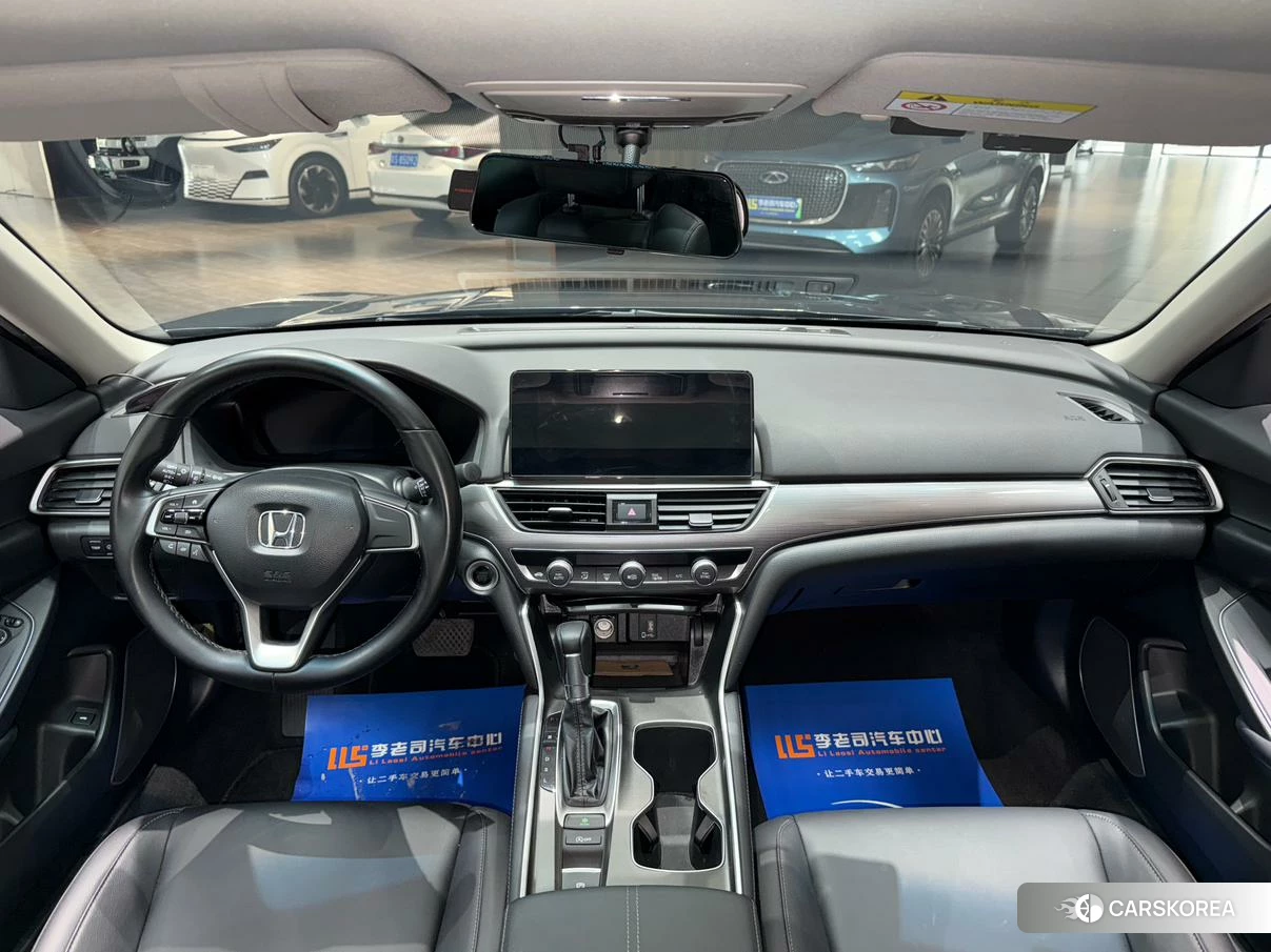 Honda Accord id 4420368 из Китая 22