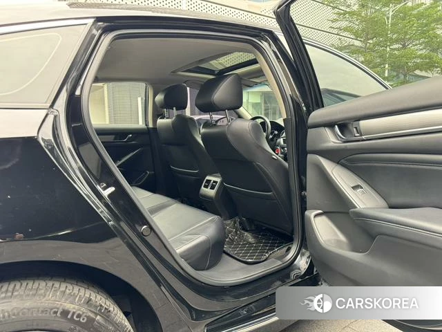 Honda Accord id 3857898 из Китая 22