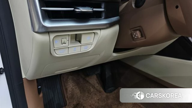 Hyundai Grandeur Hybrid (GN7) id 4640229 из Кореи 22