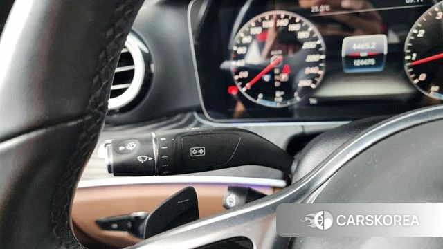 Mercedes-Benz E-Class W213 id 4536482 из Кореи 22