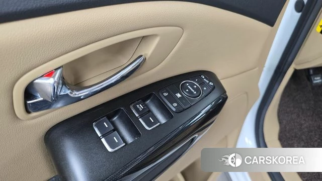 Kia All New Carnival id 4663085 из Кореи 22
