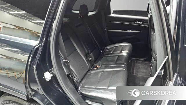 Jeep Grand Cherokee id 4417043 из Кореи 22