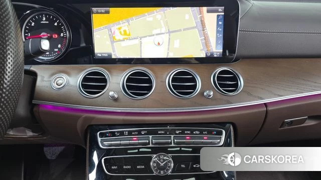 Mercedes-Benz E-Class W213 id 4331713 из Кореи 22