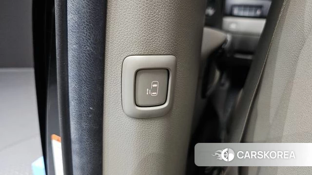 Kia The New Carnival id 4620191 из Кореи 22