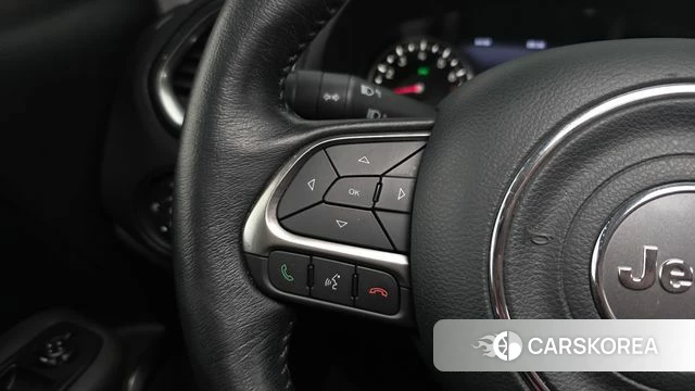 Jeep Renegade id 4769711 из Кореи 22