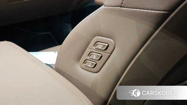 Hyundai Grandeur (GN7) id 4561120 из Кореи 22