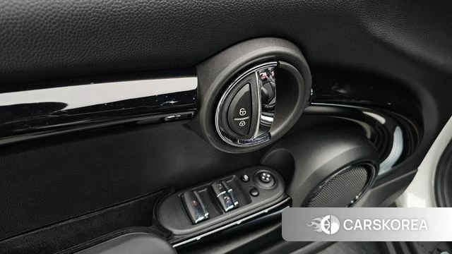 Mini Cooper Convertible id 4834434 из Кореи 22