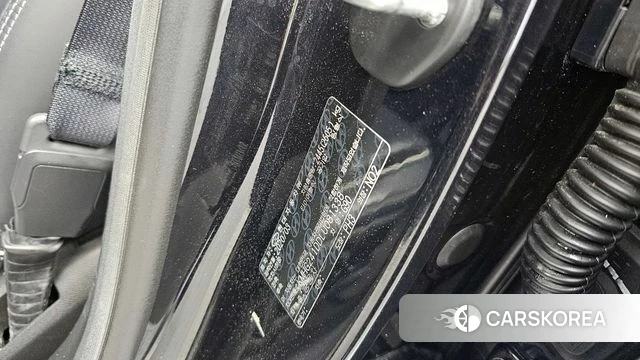 Genesis G90 id 4294464 из Кореи 22