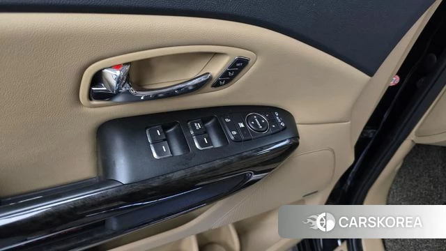 Kia The New Carnival id 4698528 из Кореи 22