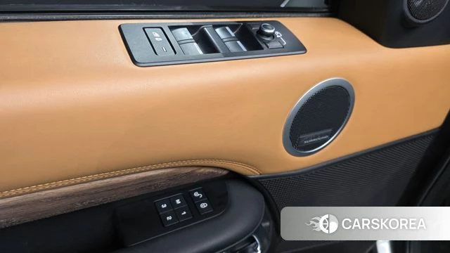 Land Rover Discovery 5 id 4856308 из Кореи 22