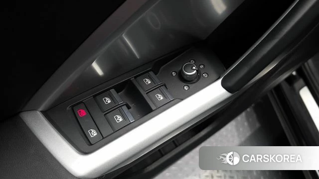 Audi Q3 (F3) id 4302593 из Кореи 22