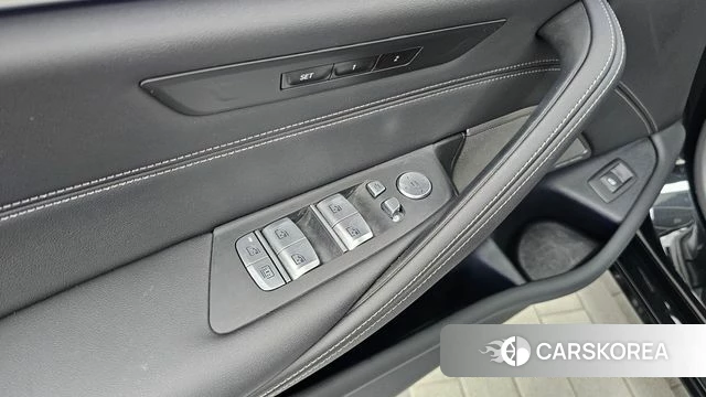 BMW 5 Series (G30) id 4917384 из Кореи 22