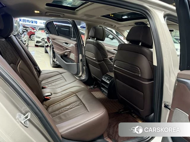 BMW 5 series PHEV id 4213373 из Китая 22