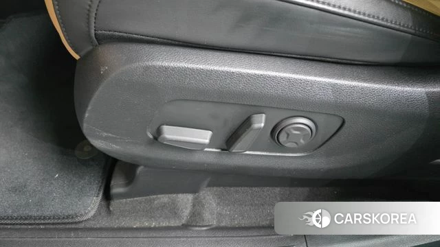 Kia Carnival 4th generation id 4231401 из Кореи 22